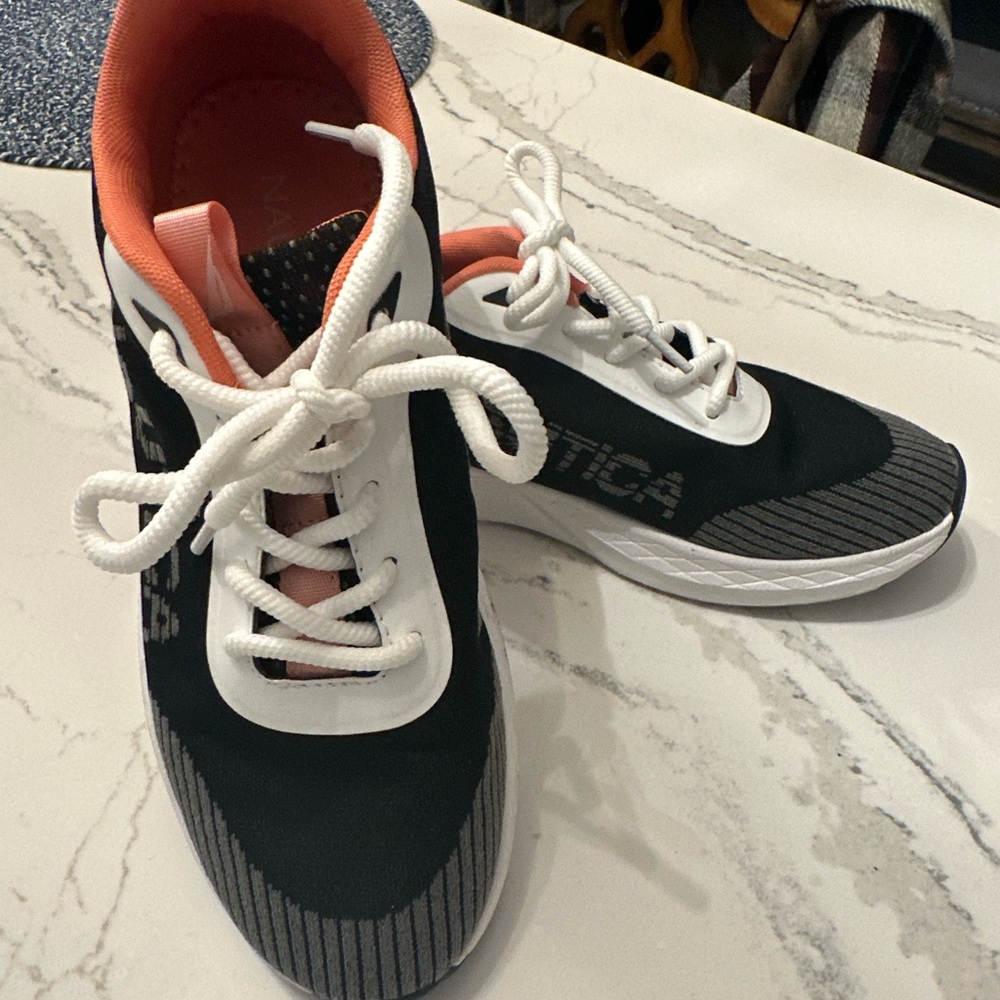Womens Nautica athletic shoes